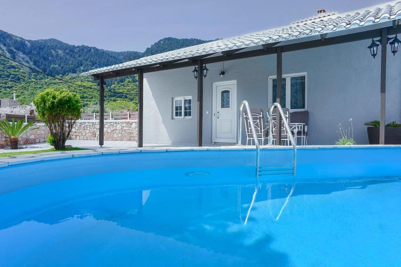 Fontana Luxury Villa Salakos With Pool Near Beach Exterior foto